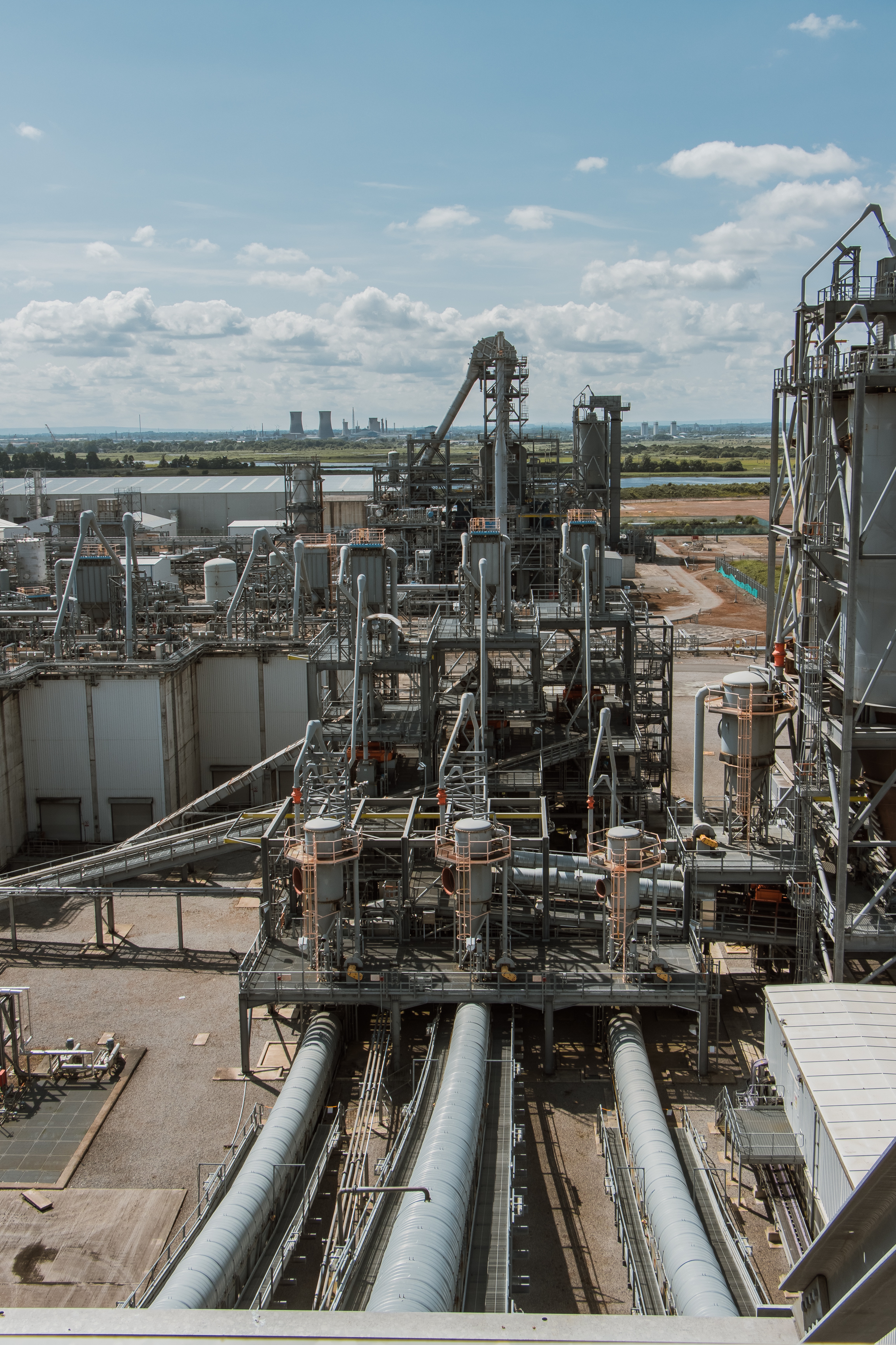 The UK has set ambitious targets for sustainable aviation fuel, and meeting them requires developing first-of-a-kind plants at a commercial scale. For us, the challenge is not only delivering the first “refinery-scale” infrastructure development in the UK for decades, but also integrating several complex technologies into a single production system.